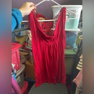 Scoopneck flowing blouse